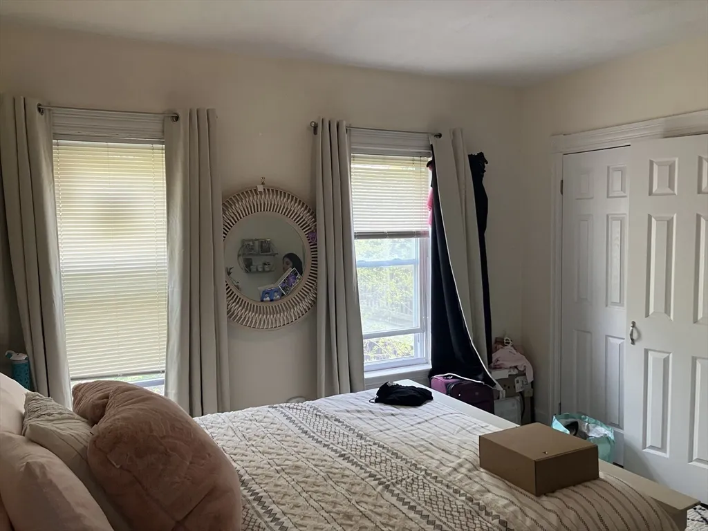 3 bed, 1 bath apartment for rent at 21 Howard St Unit 2, Davis Square — photo 10 of 15