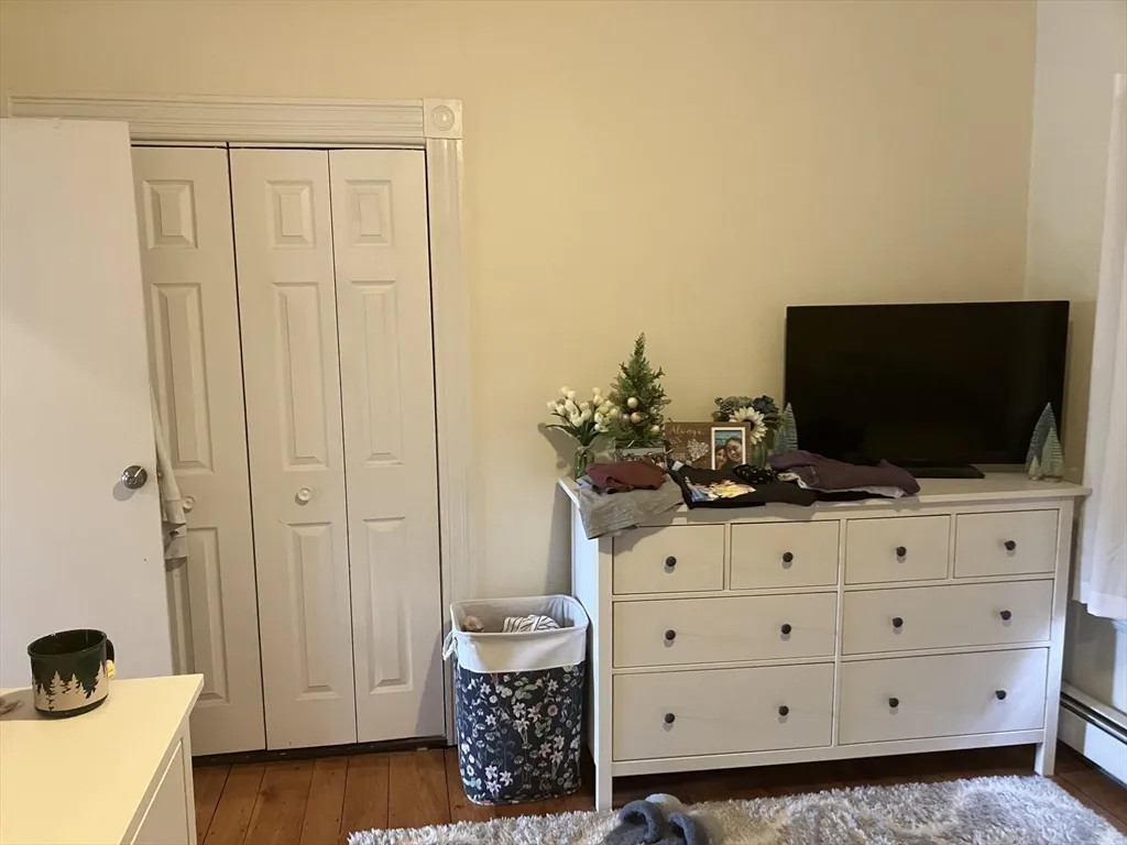 3 bed, 1 bath apartment for rent at 21 Howard St Unit 2, Davis Square — photo 5 of 15