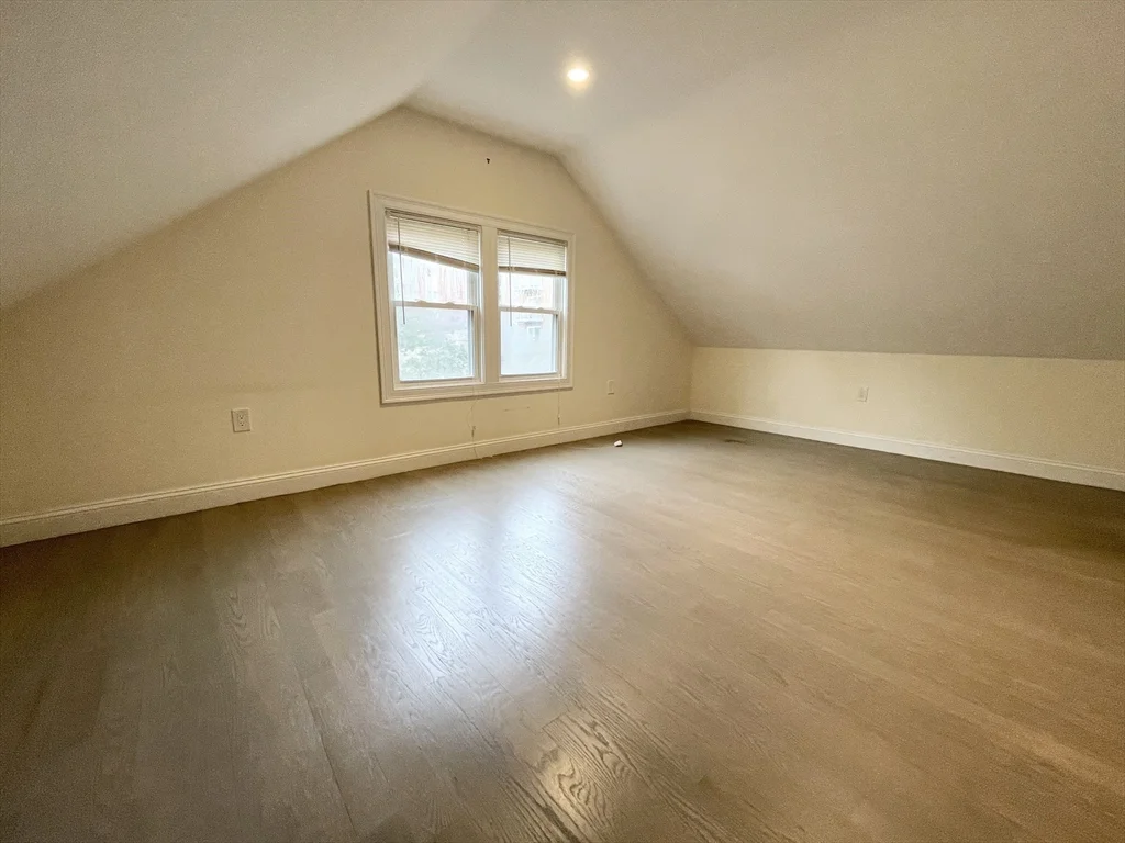 6 bed, 2 bath apartment for rent at 21 Iroquois Unit 1, Mission Hill — photo 18 of 28