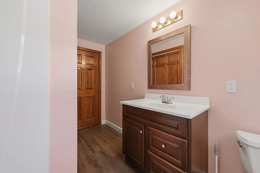 2 bed, 1 bath apartment for rent at 21 Janet Cir Unit 2, Shrewsbury — photo 40 of 42