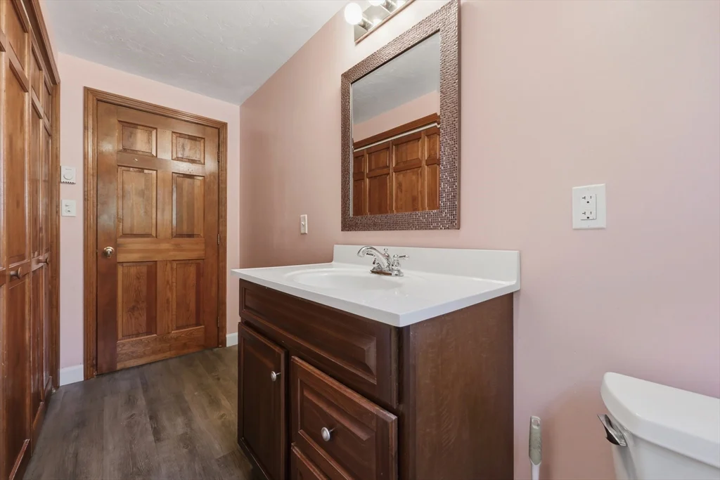 2 bed, 1 bath apartment for rent at 21 Janet Cir Unit 2, Shrewsbury — photo 37 of 42