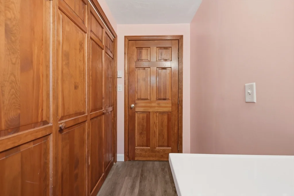 2 bed, 1 bath apartment for rent at 21 Janet Cir Unit 2, Shrewsbury — photo 41 of 42