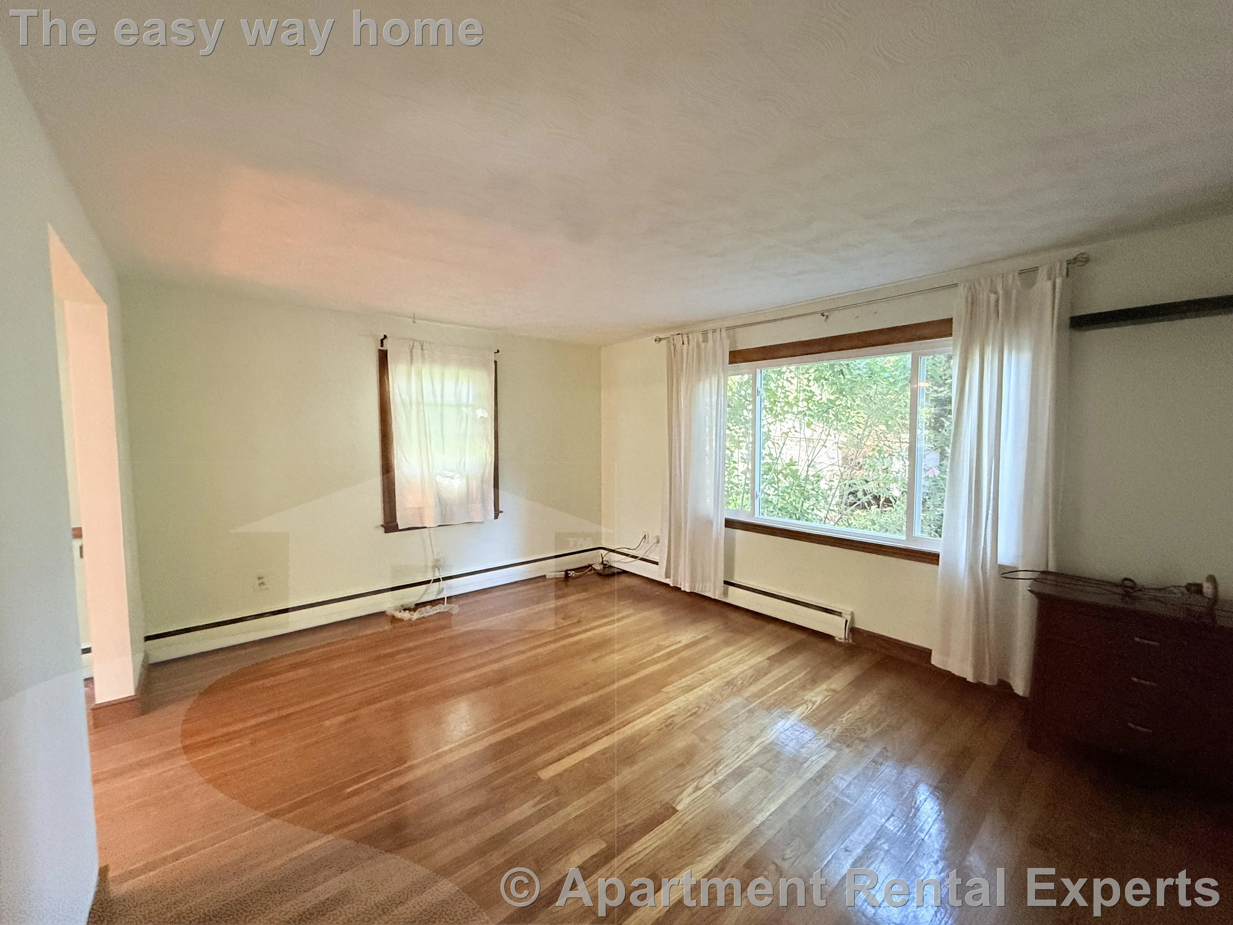 3 bed, 1 bath apartment for rent at 21 Jerome St, Arlington Line — photo 14 of 24