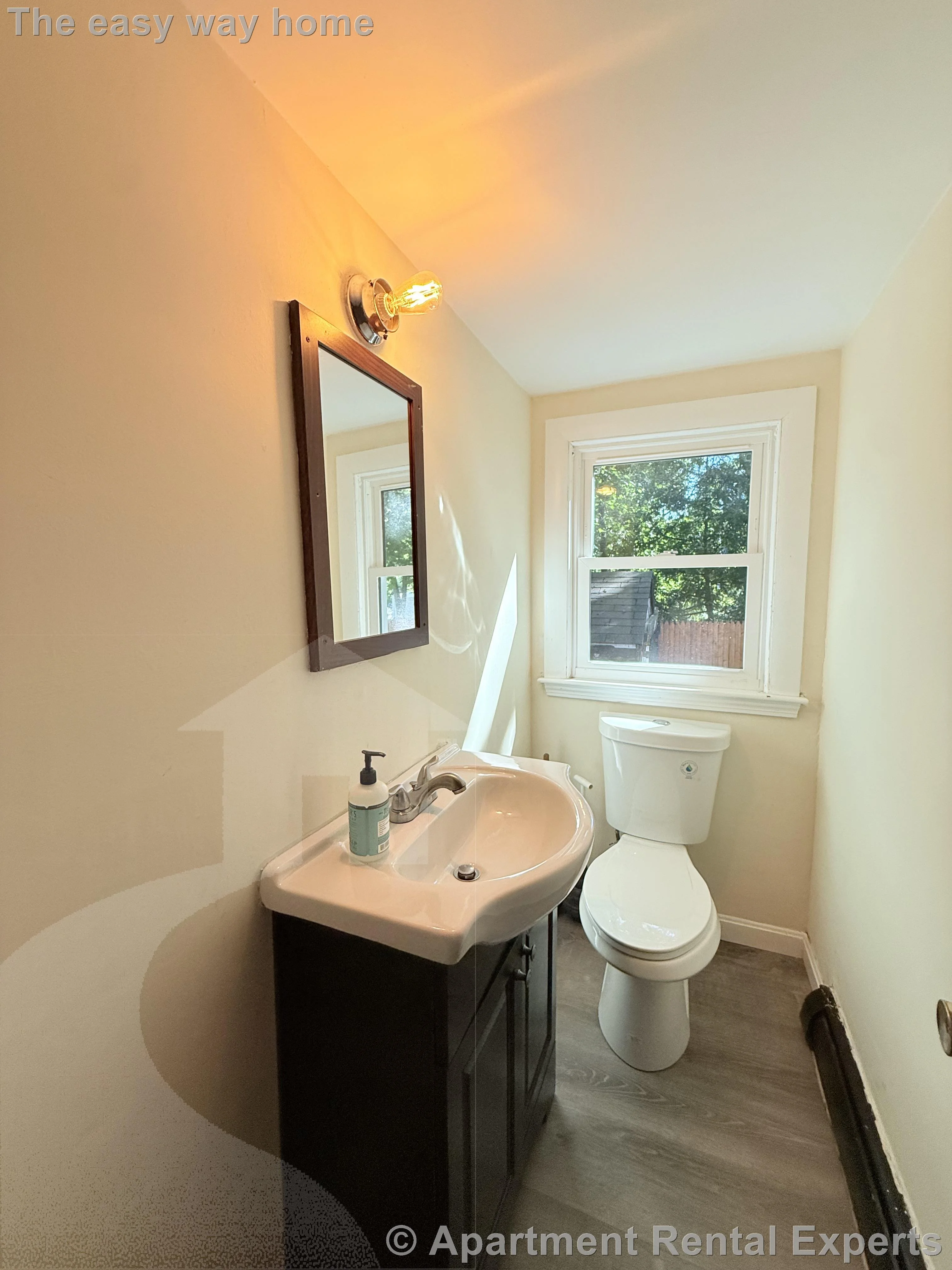 3 bed, 1 bath apartment for rent at 21 Jerome St, Arlington Line — photo 10 of 24