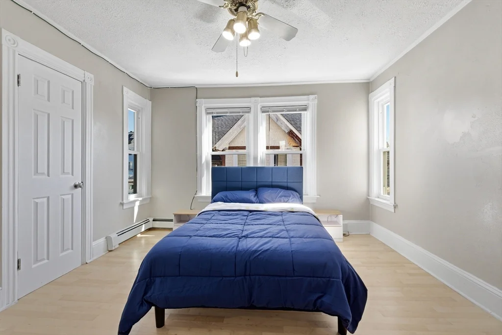 3 bed, 1 bath apartment for rent at 21 John St Unit 2, Attleboro — photo 5 of 19