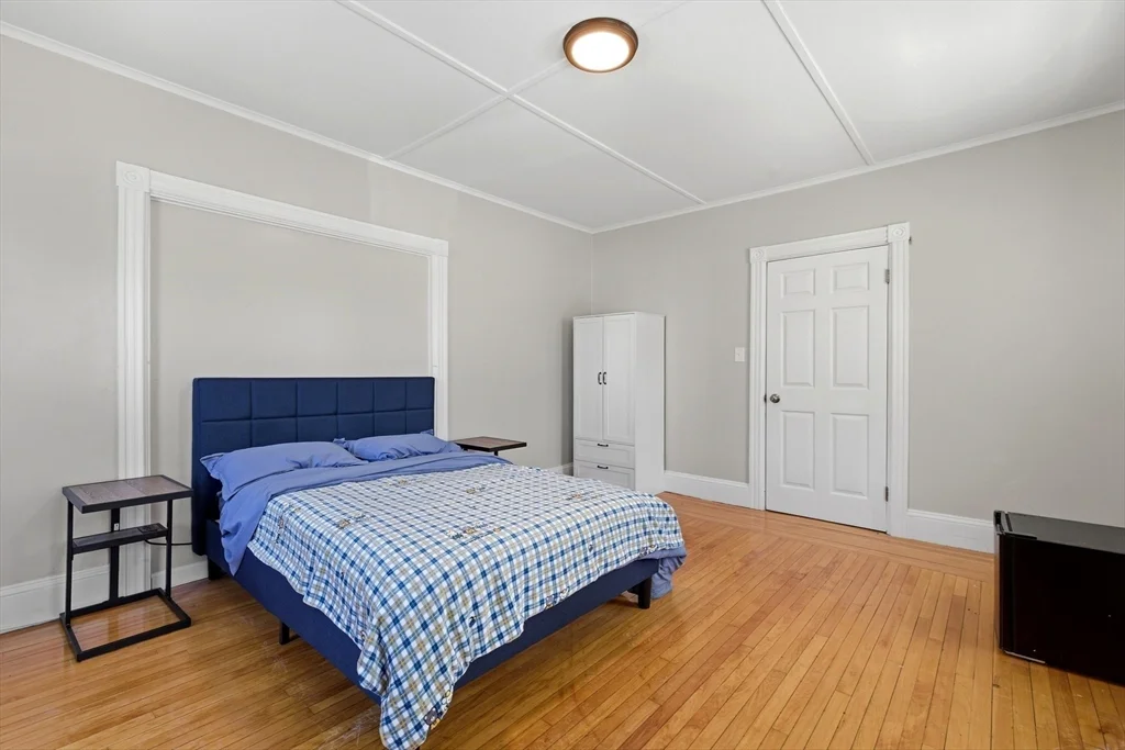 3 bed, 1 bath apartment for rent at 21 John St Unit 2, Attleboro — photo 16 of 19