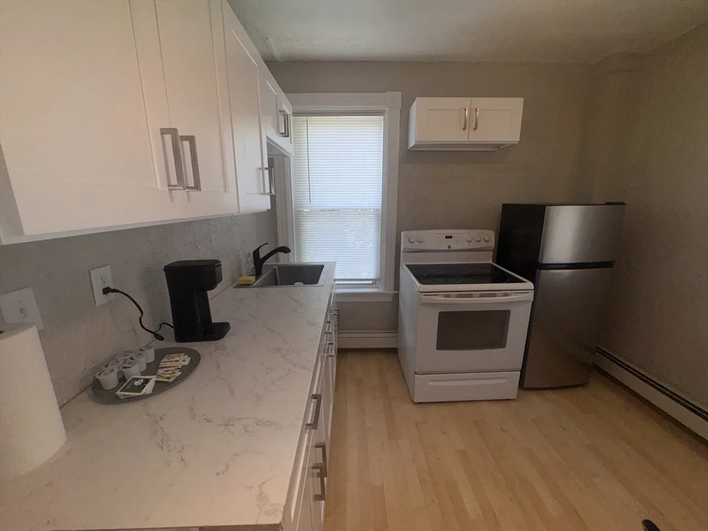 3 bed, 1 bath apartment for rent at 21 John St Unit 2, Attleboro — photo 7 of 19