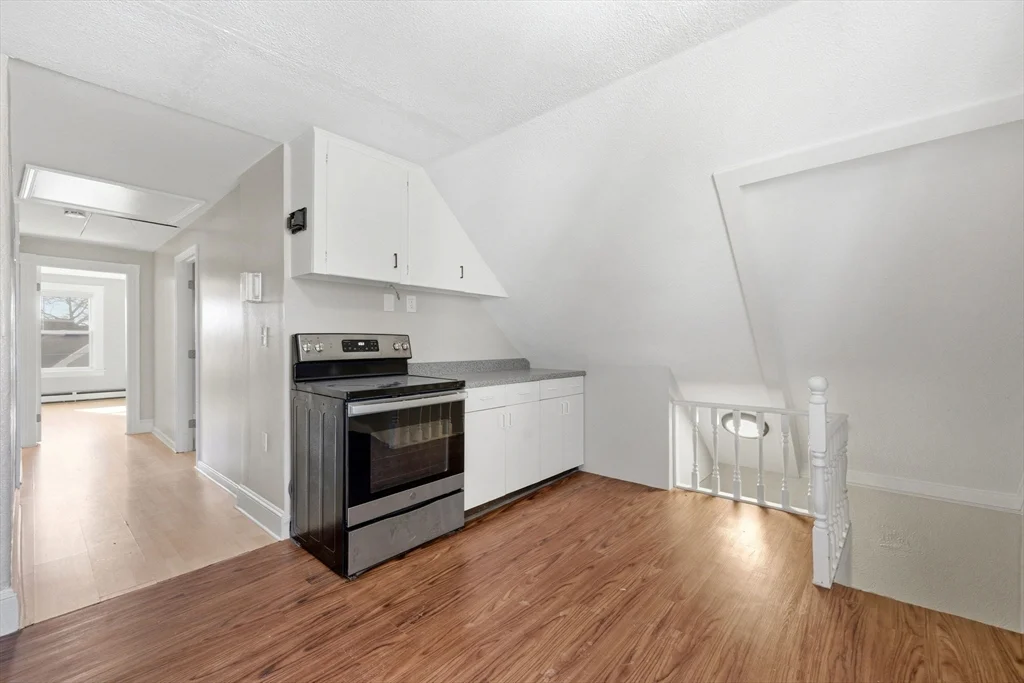 2 bed, 1 bath apartment for rent at 21 John St Unit 3, Attleboro — photo 3 of 19