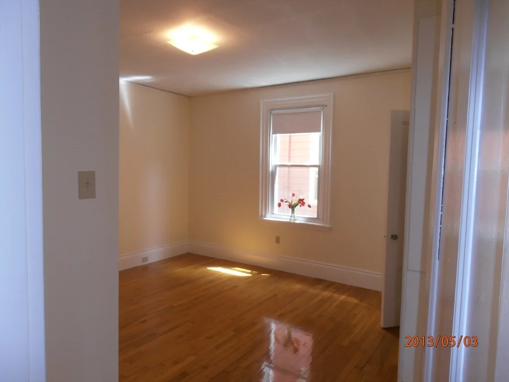 2 bed, 1 bath apartment for rent at 21 Kelly Rd Unit 1, Central Square — photo 2 of 10