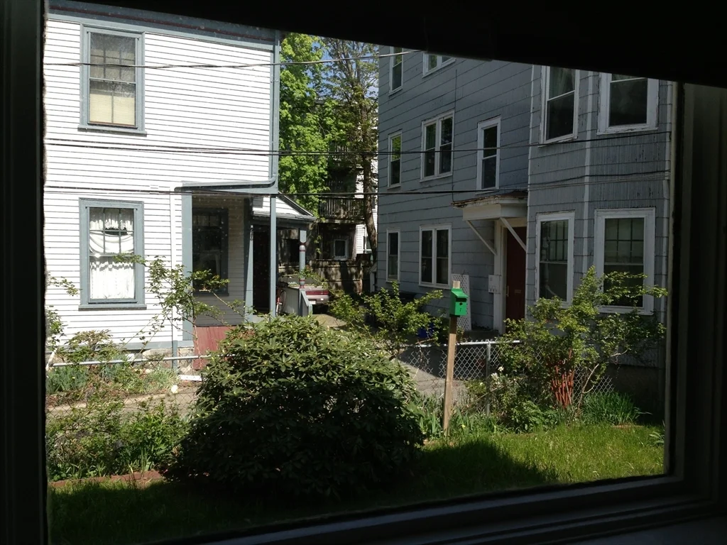 2 bed, 1 bath apartment for rent at 21 Kelly Rd Unit 1, Central Square — photo 8 of 10