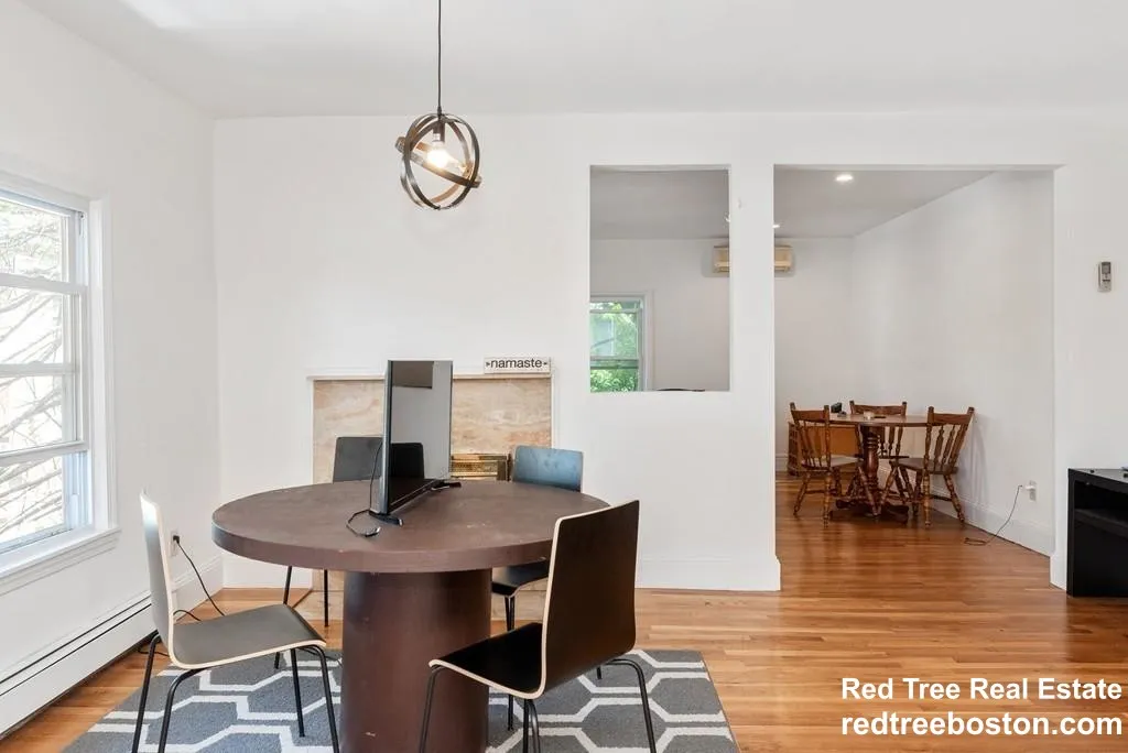 3 bed, 2 bath apartment for rent at 21 Kinross Rd Unit 3, Brighton — photo 5 of 19