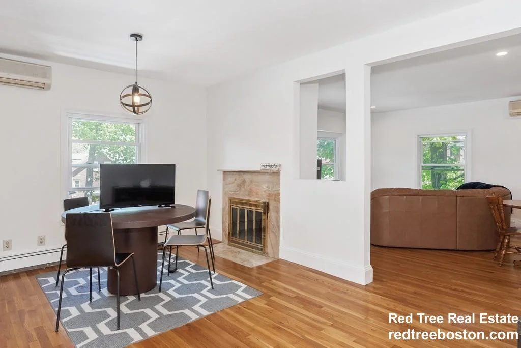 3 bed, 2 bath apartment for rent at 21 Kinross Rd Unit 3, Brighton — photo 5 of 14