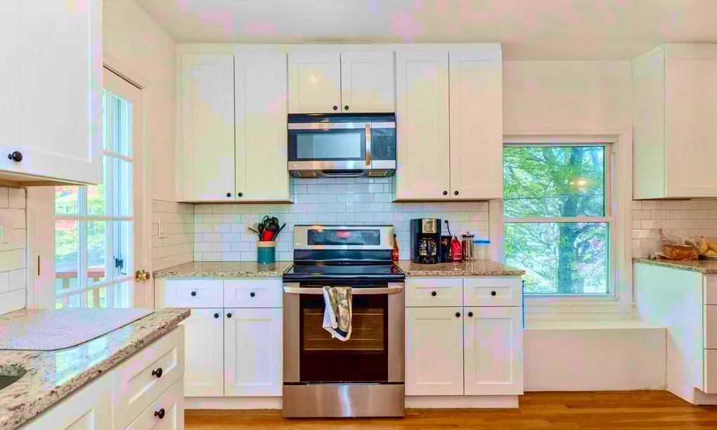 3 bed, 2 bath apartment for rent at 21 Kinross Rd Unit 3A, Brighton