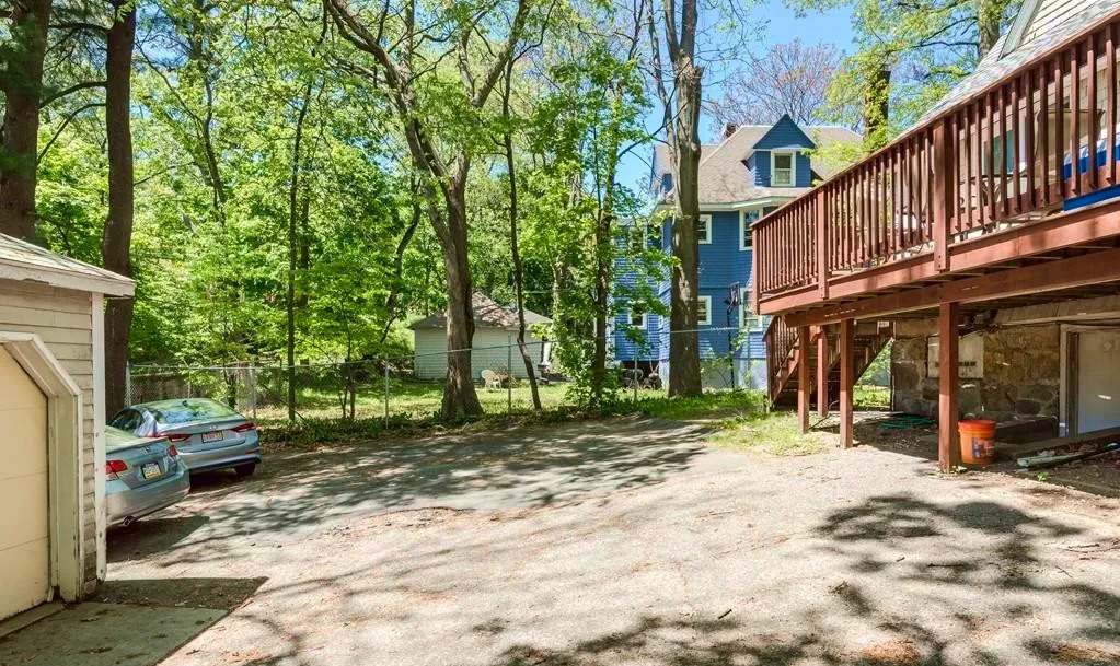 3 bed, 2 bath apartment for rent at 21 Kinross Rd Unit 3A, Brighton — photo 15 of 16