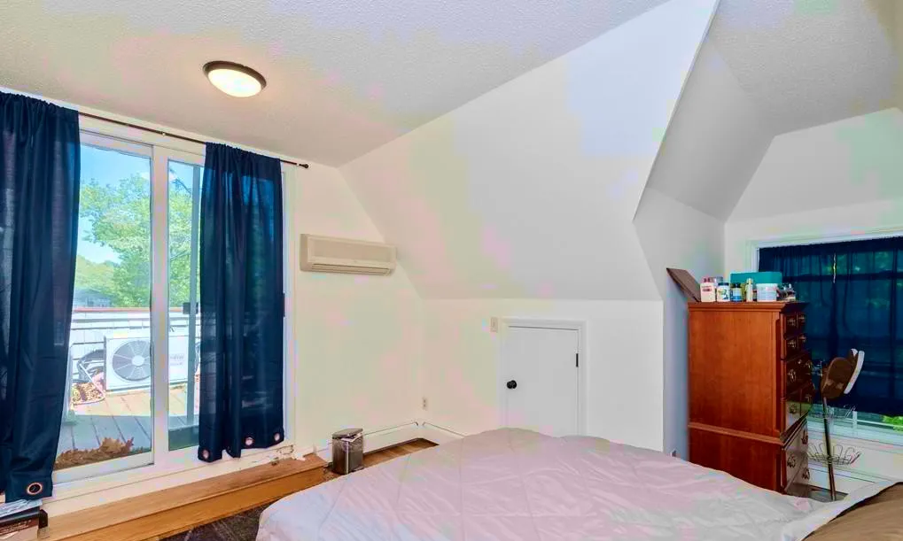 3 bed, 2 bath apartment for rent at 21 Kinross Rd Unit 3A, Brighton — photo 10 of 16