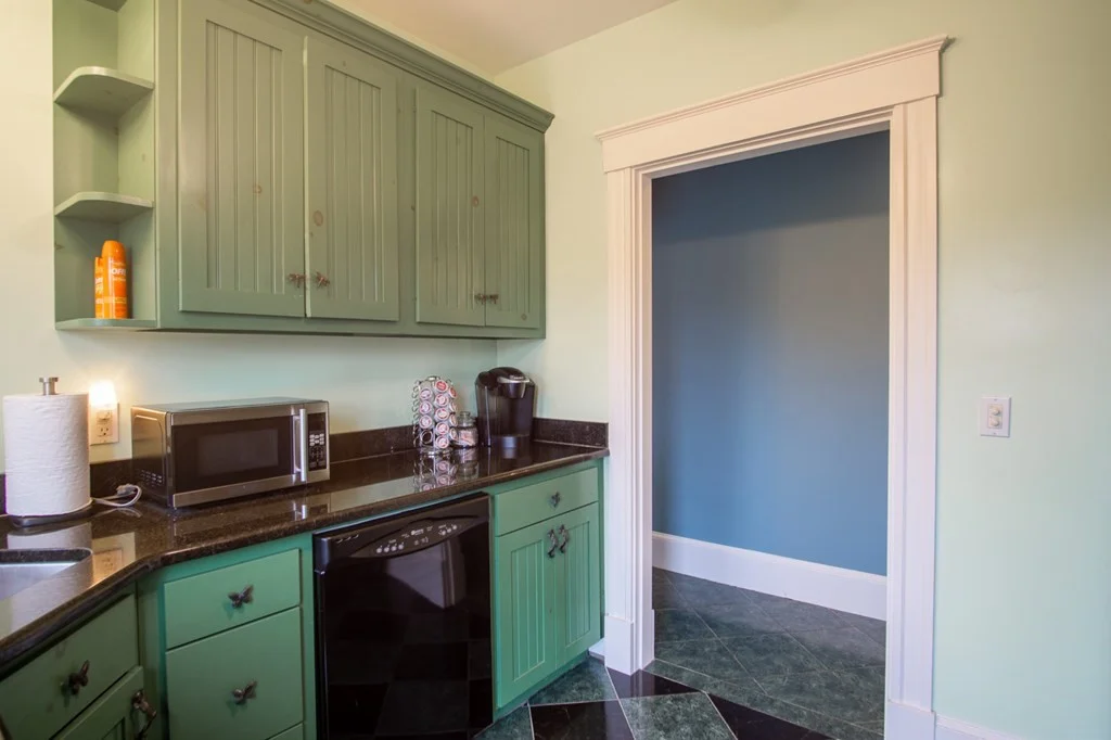 1 bed, 1 bath apartment for rent at 21 Landing Rd Unit 1, Kingston — photo 15 of 31