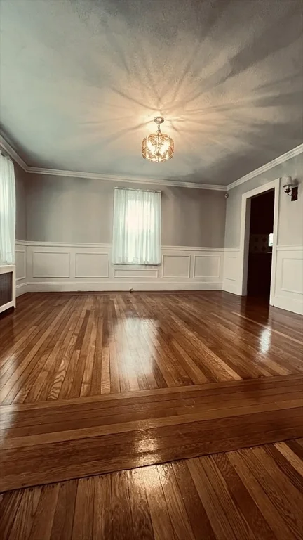 4 bed, 1 bath apartment for rent at 21 Lawrence Ln Unit 0, Belmont — photo 4 of 13