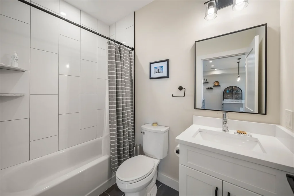 2 bed, 2 bath apartment for rent at 21 Lexington St Unit 304, Boston — photo 15 of 25