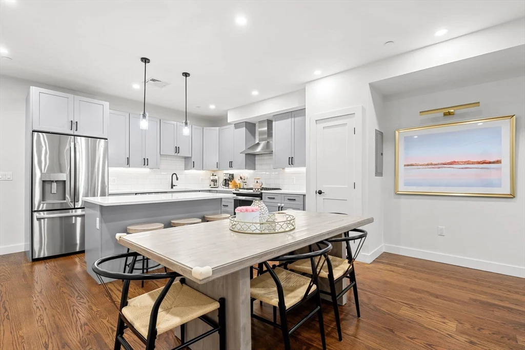 2 bed, 2 bath apartment for rent at 21 Lexington Unit 2, East Boston — photo 4 of 17
