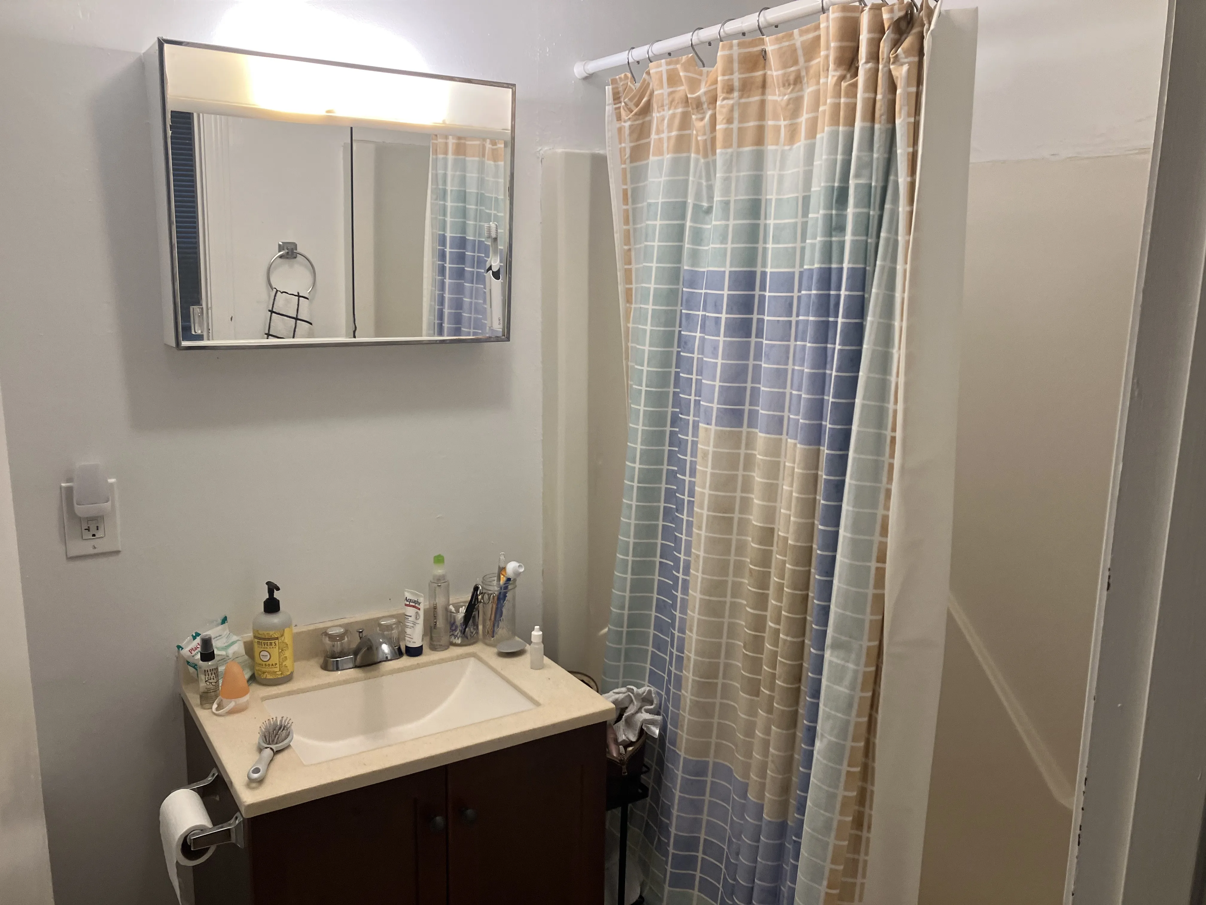 1 bed, 1 bath apartment for rent at 21 Linden Ave Unit Ave, Porter Square — photo 6 of 11