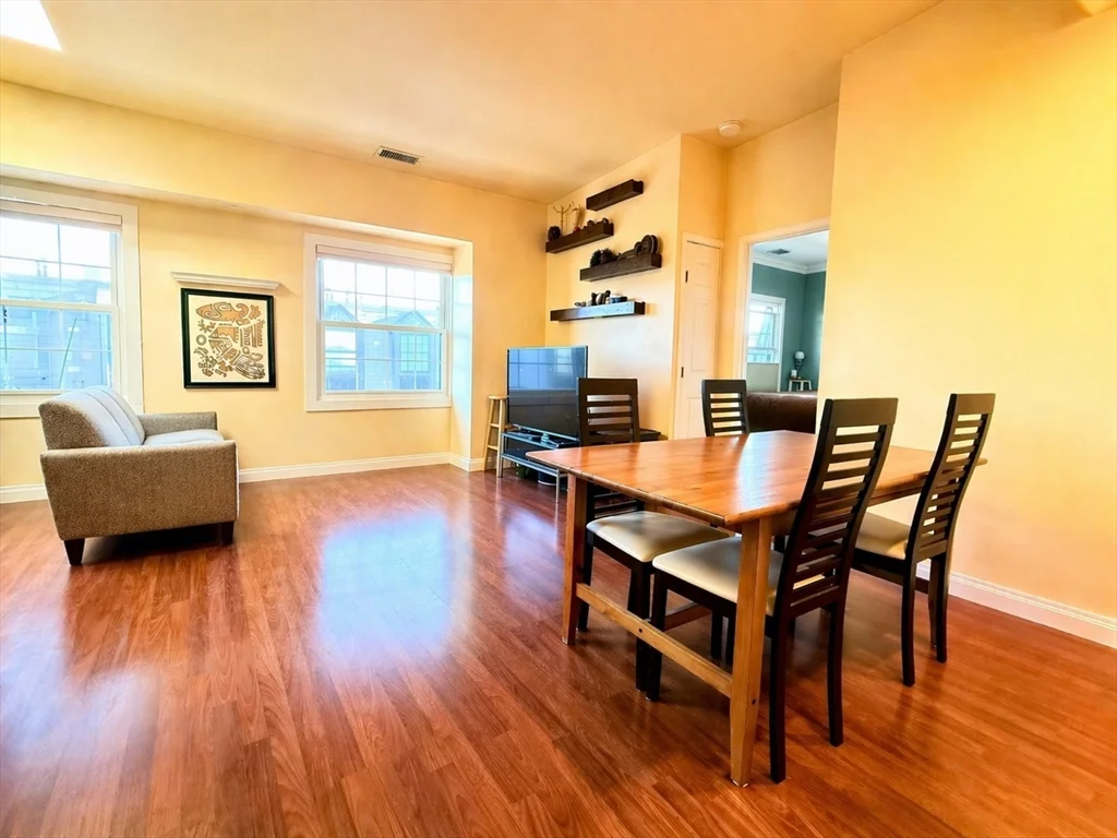 1 bed, 1 bath apartment for rent at 21 Linden St Unit 416, Wollaston — photo 2 of 11