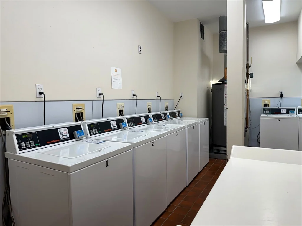 1 bed, 1 bath apartment for rent at 21 Linden St Unit 416, Wollaston — photo 9 of 11