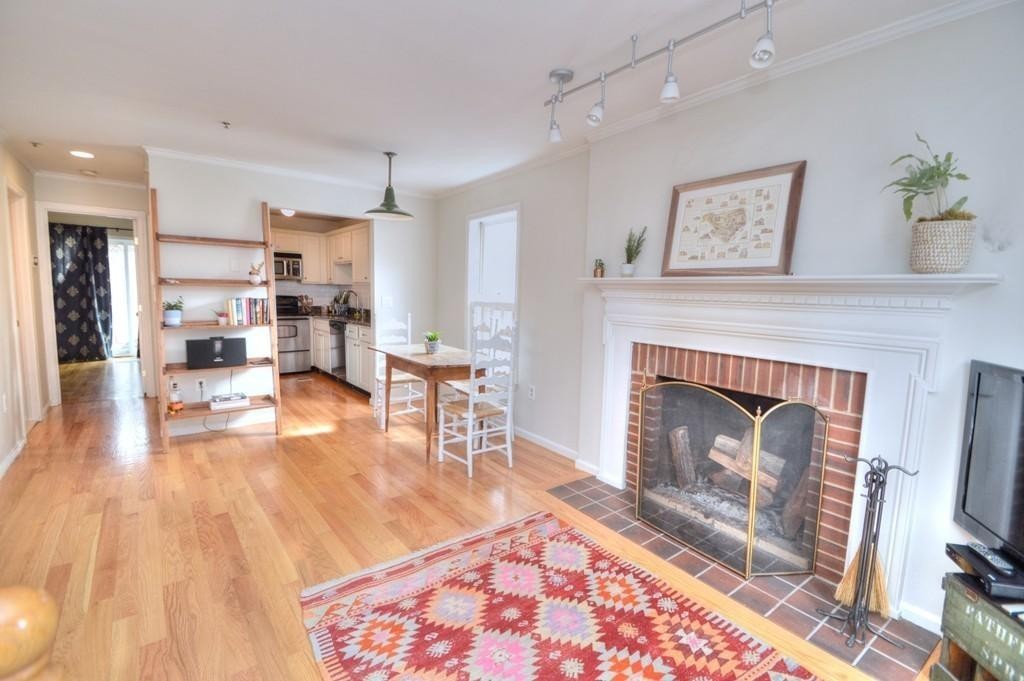 2 bed, 1 bath apartment for rent at 21 Main St Unit A, Charlestown — photo 8 of 22