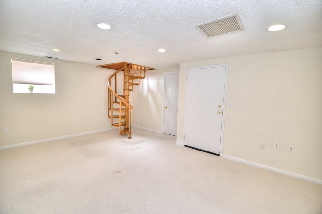2 bed, 1 bath apartment for rent at 21 Main St Unit A, Charlestown — photo 20 of 22
