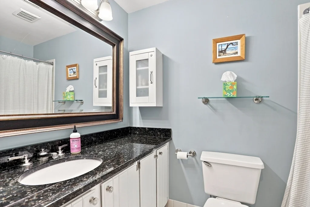 1 bed, 1 bath apartment for rent at 21 Main St Unit C, Charlestown — photo 7 of 12