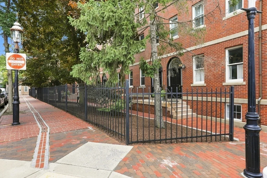 1 bed, 1 bath apartment for rent at 21 Main St Unit C, Charlestown — photo 12 of 12