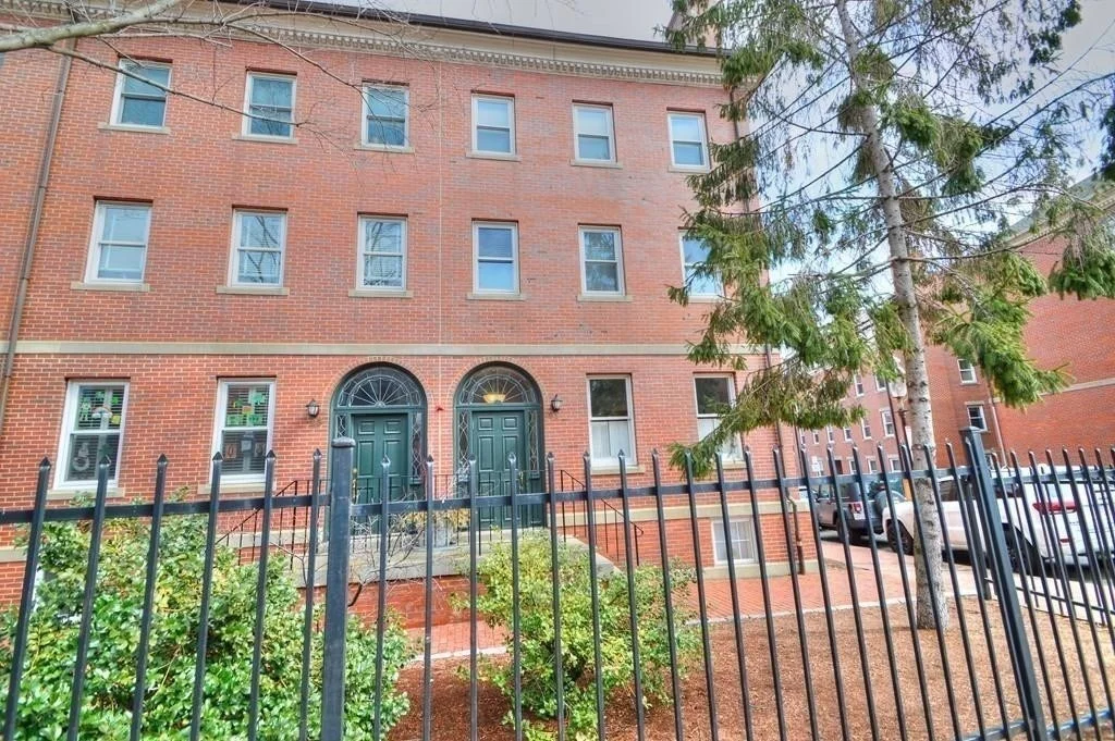 1 bed, 1 bath apartment for rent at 21 Main Unit D, Charlestown