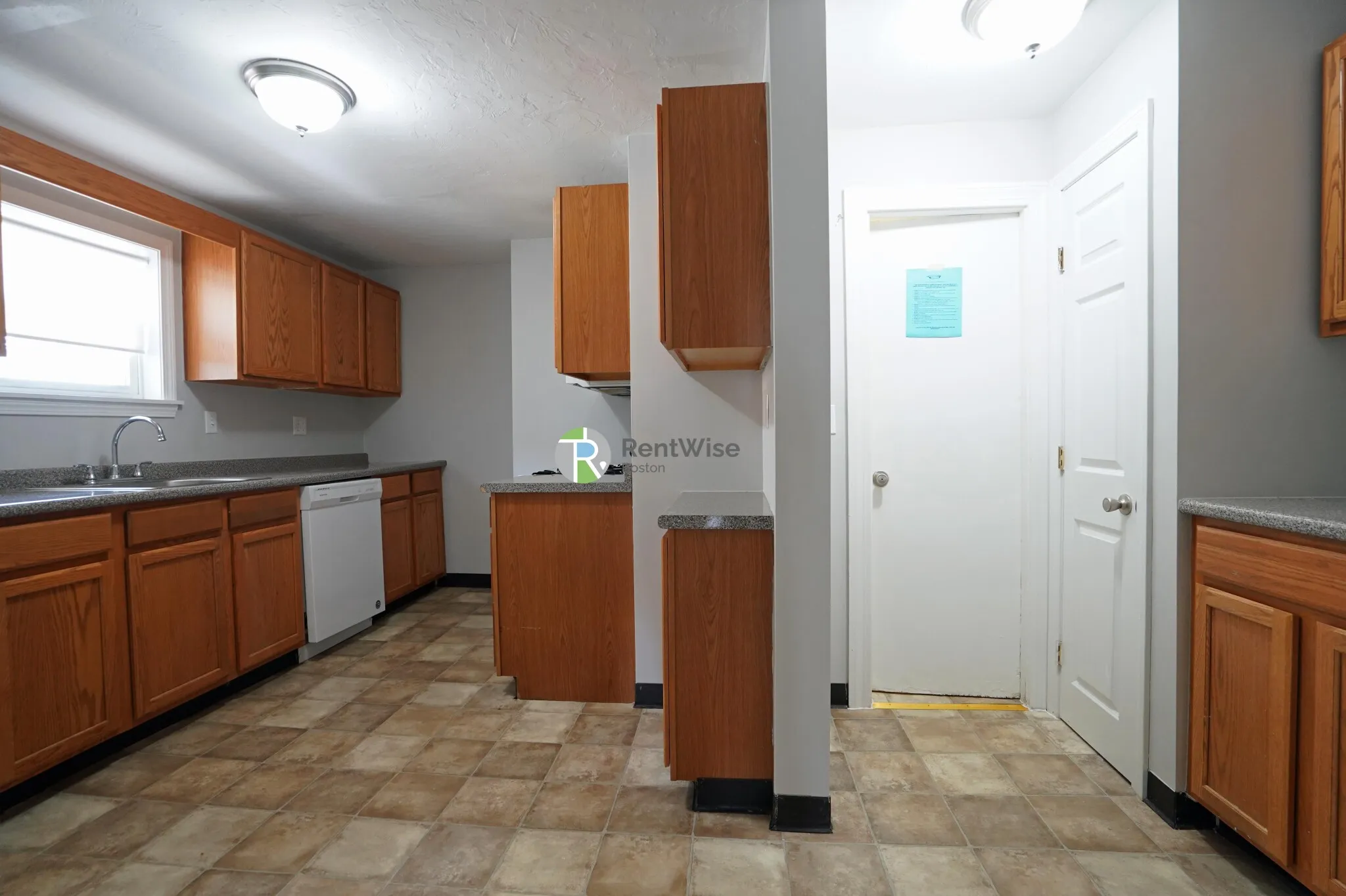 3 bed, 1 bath apartment for rent at 21 Mansfield St Unit 2, Allston — photo 6 of 16