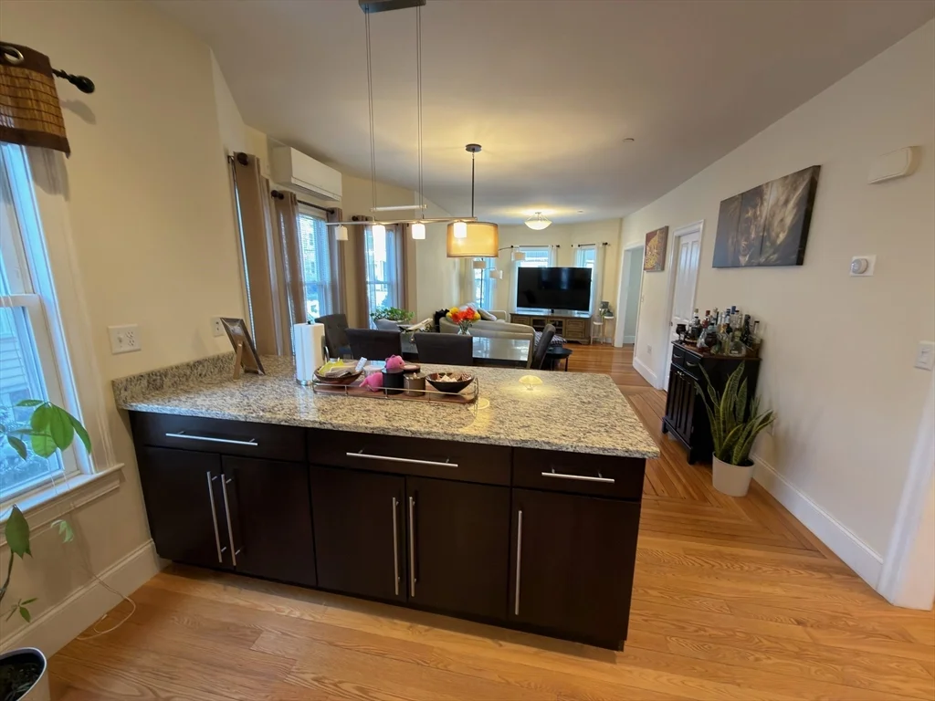 2 bed, 1 bath apartment for rent at 21 Marion Rd Unit 1, Belmont — photo 4 of 17