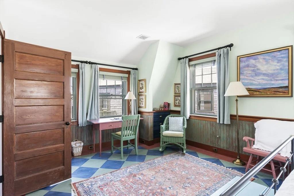 4 bed, 4+ bath apartment for rent at 21 Mckinley, Nantucket — photo 13 of 27