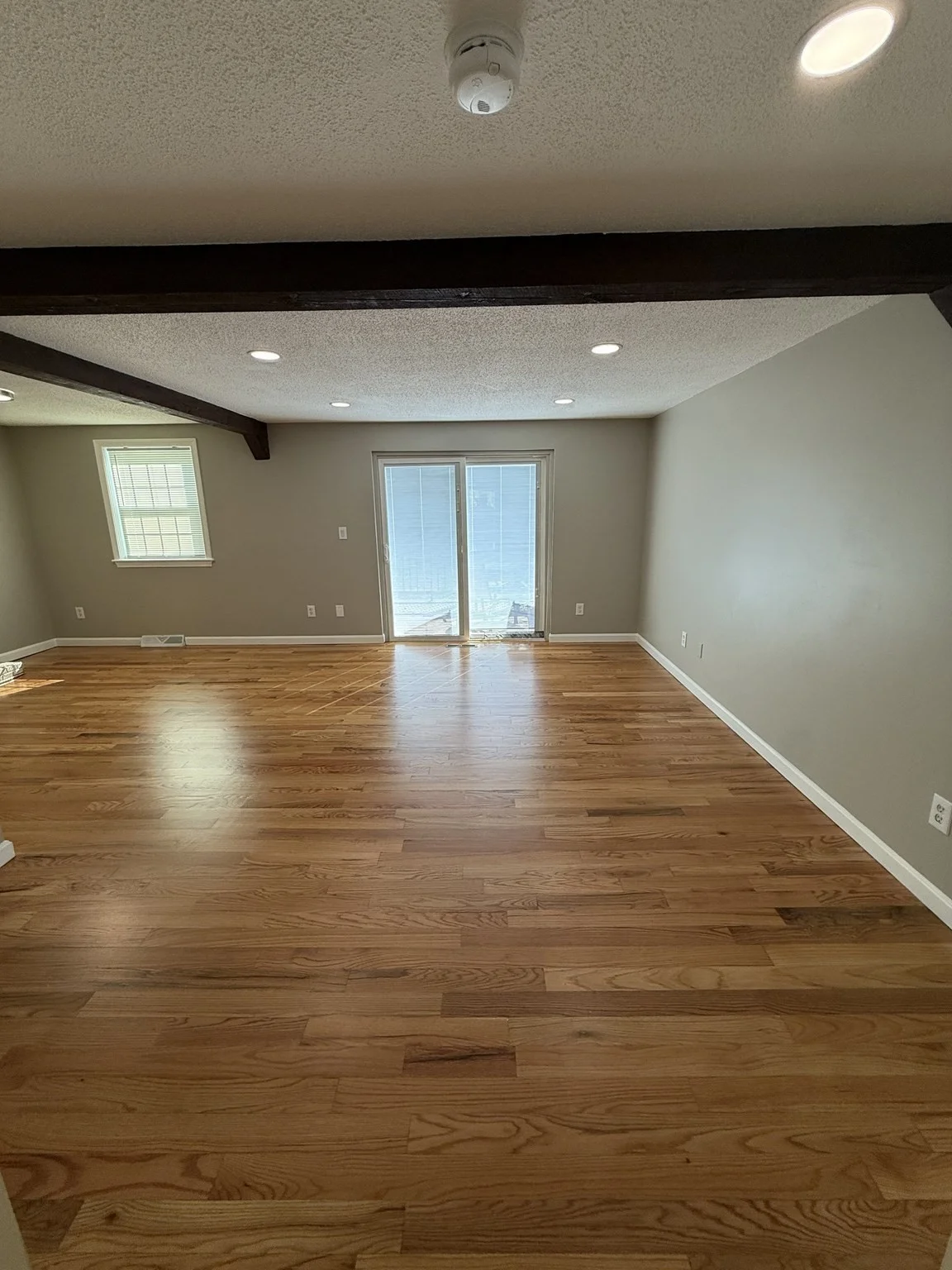 3 bed, 1 bath apartment for rent at 21 Meadowbrook Ln Unit 21, Easton — photo 8 of 33