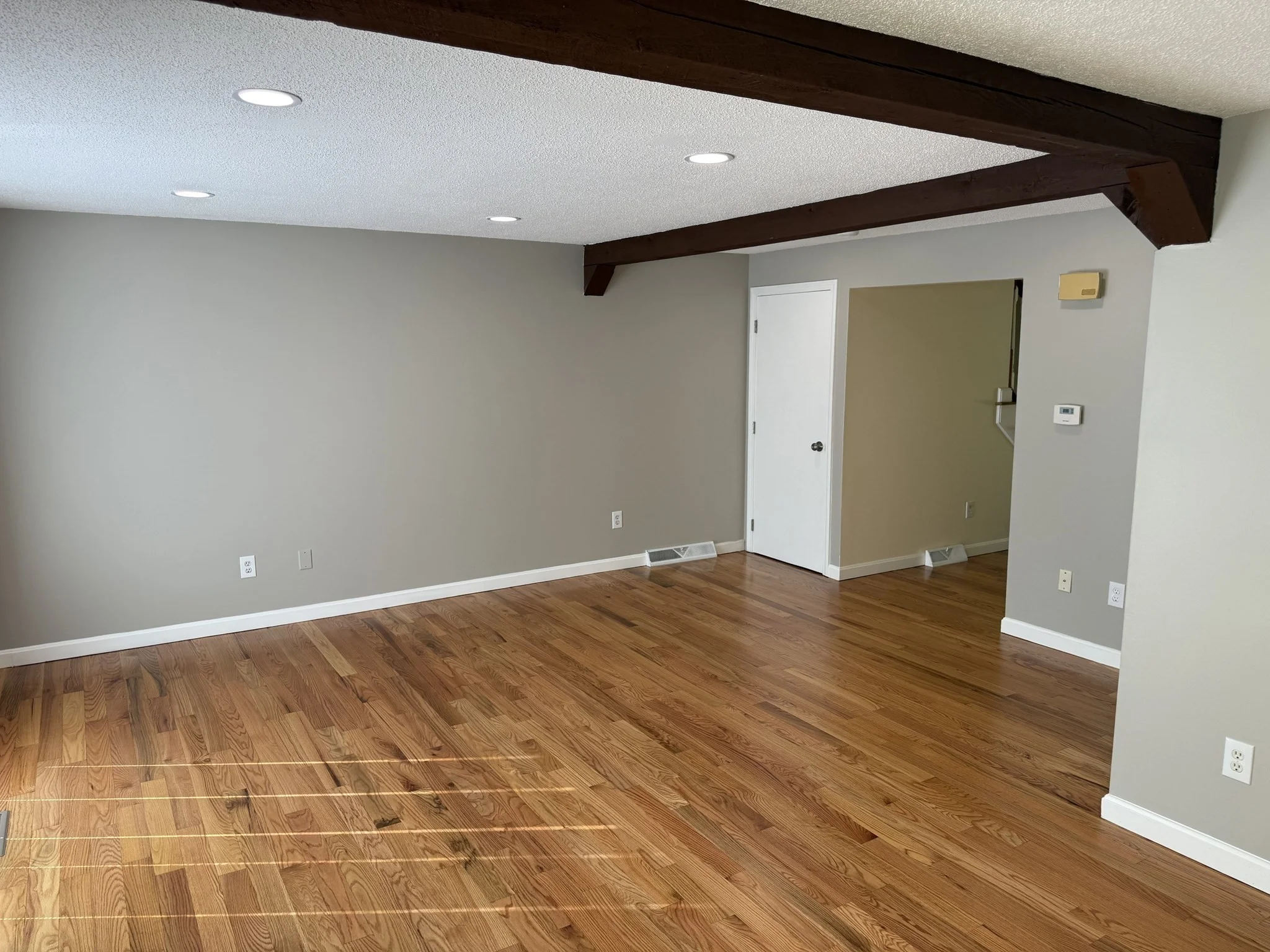 3 bed, 1 bath apartment for rent at 21 Meadowbrook Ln Unit 21, Easton — photo 4 of 33