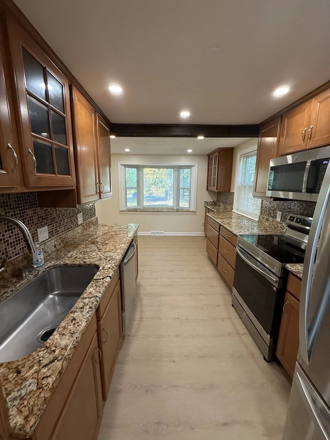 3 bed, 1 bath apartment for rent at 21 Meadowbrook Ln Unit 21, Easton — photo 11 of 33