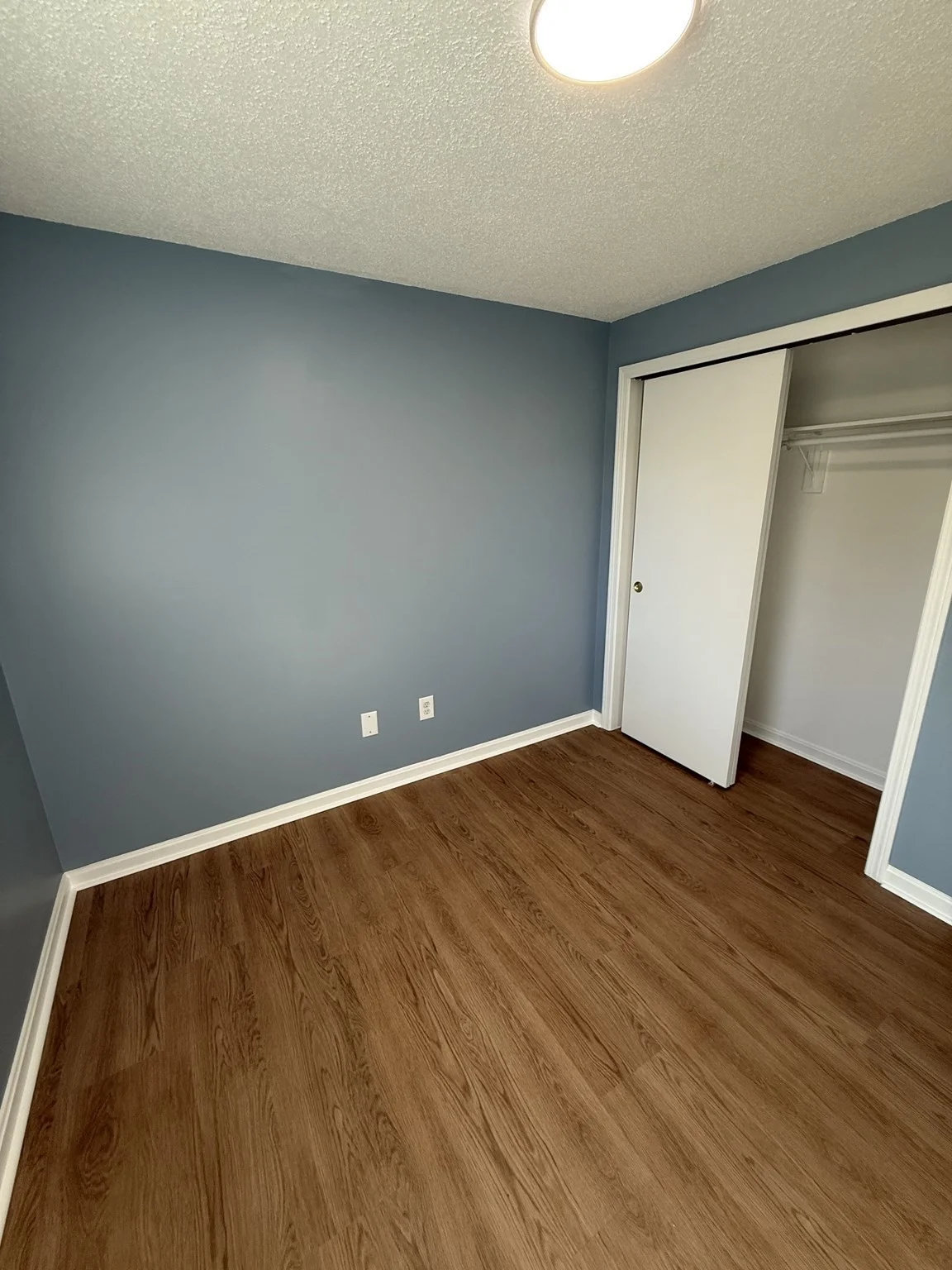 3 bed, 1 bath apartment for rent at 21 Meadowbrook Ln Unit 21, Easton — photo 19 of 33