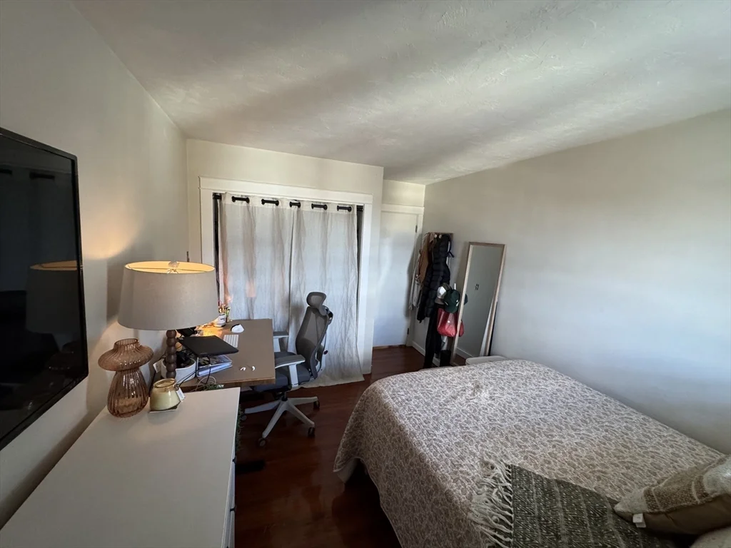 1 bed, 1 bath apartment for rent at 21 Middlesex Ave Unit 303, Worcester — photo 7 of 10