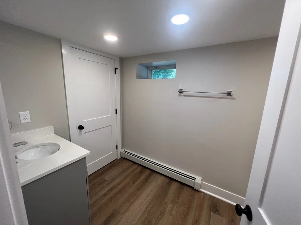 3 bed, 2 bath apartment for rent at 21 Neillian Way Unit 21, Bedford — photo 19 of 23
