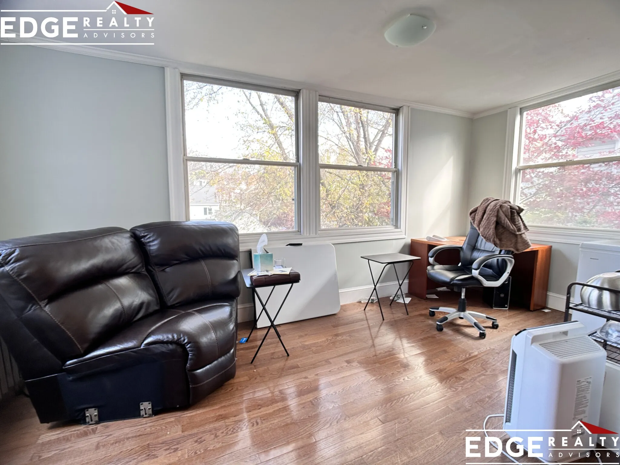3 bed, 2 bath apartment for rent at 21 Newcastle Rd Unit N/A, Brighton — photo 6 of 13