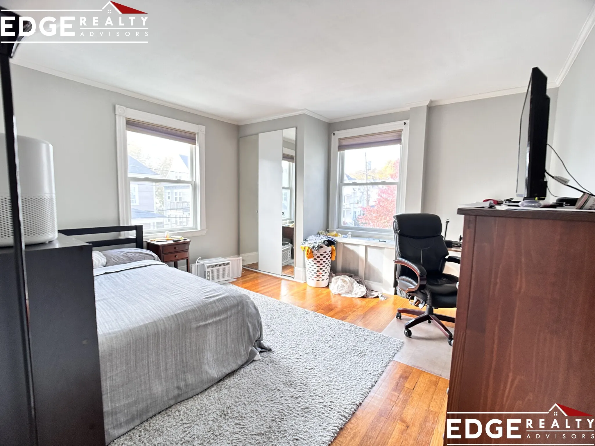 3 bed, 2 bath apartment for rent at 21 Newcastle Rd Unit N/A, Brighton — photo 4 of 13