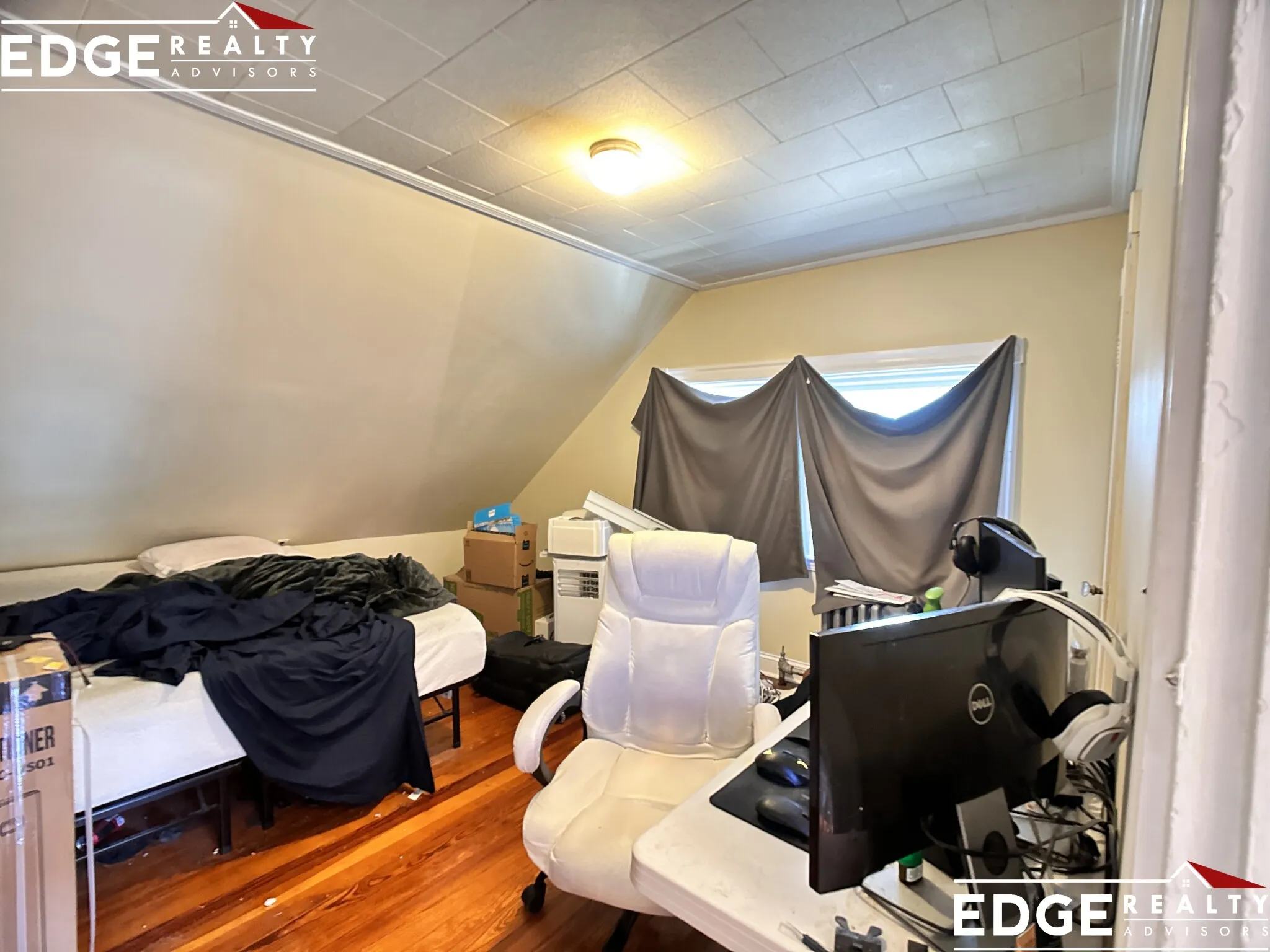 3 bed, 2 bath apartment for rent at 21 Newcastle Rd Unit N/A, Brighton — photo 9 of 13