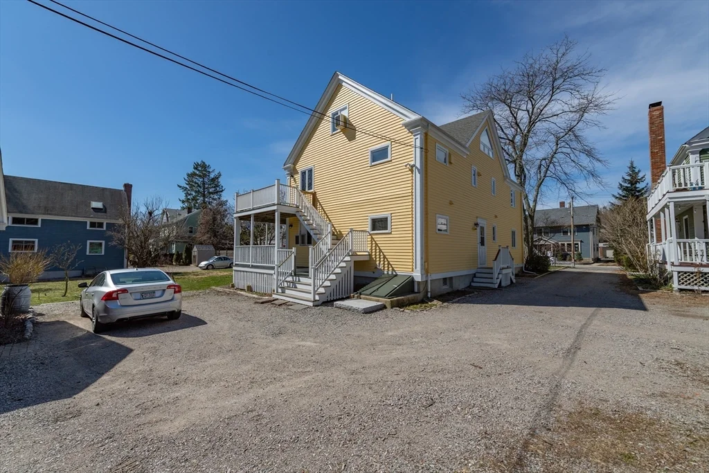 3 bed, 2 bath apartment for rent at 21 Orchard Unit 1, Jamaica Plain — photo 17 of 18