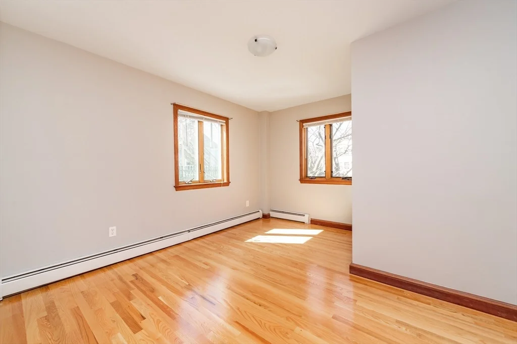 3 bed, 2 bath apartment for rent at 21 Orchard Unit 1, Jamaica Plain — photo 12 of 18