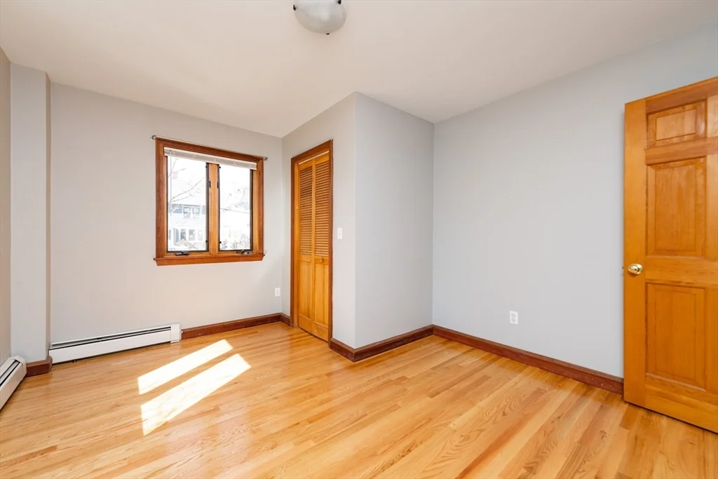 3 bed, 2 bath apartment for rent at 21 Orchard Unit 1, Jamaica Plain — photo 10 of 18