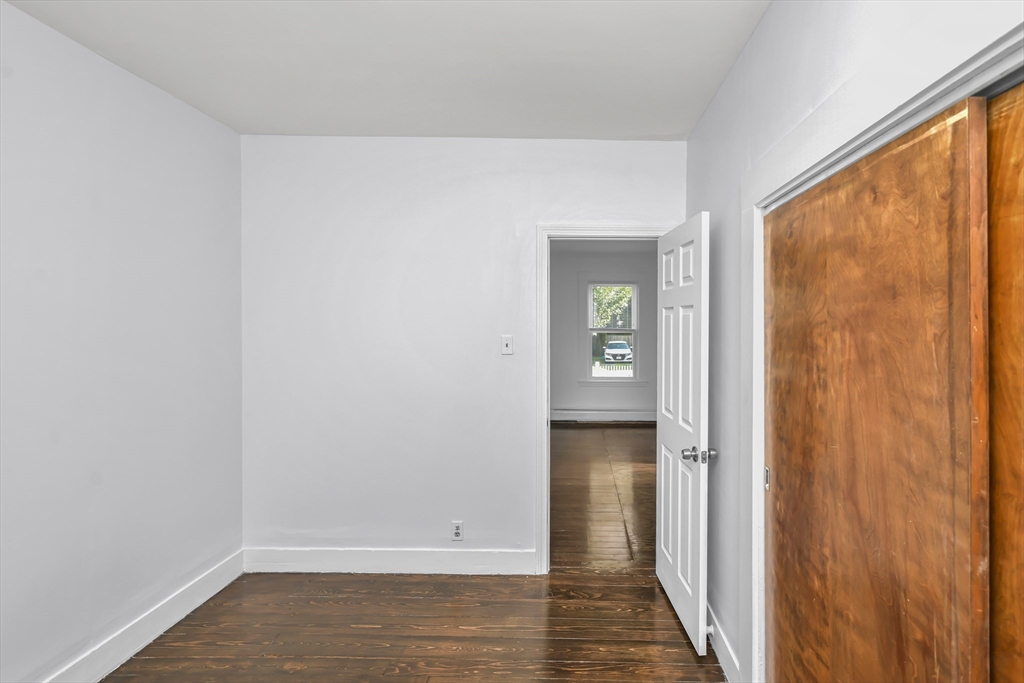 2 bed, 1 bath apartment for rent at 21 Page St Unit 1, West — photo 12 of 21
