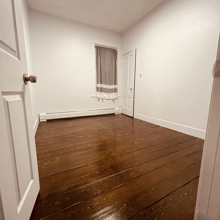 2 bed, 1 bath apartment for rent at 21 Page St Unit 1, West — photo 9 of 21
