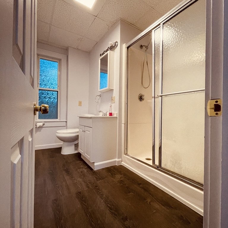 2 bed, 1 bath apartment for rent at 21 Page St Unit 1, West — photo 5 of 21