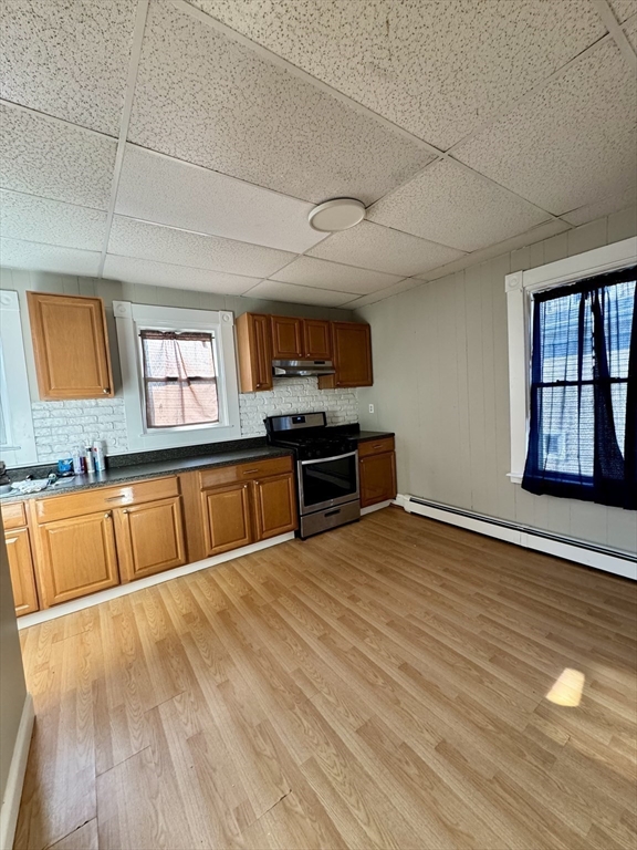 2 bed, 1 bath apartment for rent at 21 Page St Unit 2, West — photo 5 of 29